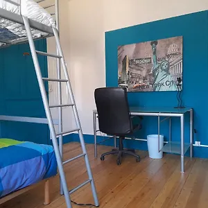 Hébergement de vacances Maison De Village Avec Cour Intérieure Et Terrasse, Septfonds